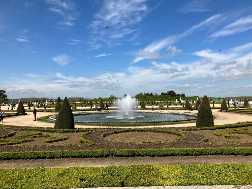 貴重！ ヴェルサイユ宮殿 写真集 宮殿•庭園•歴史美術館•トリアノン ながい 